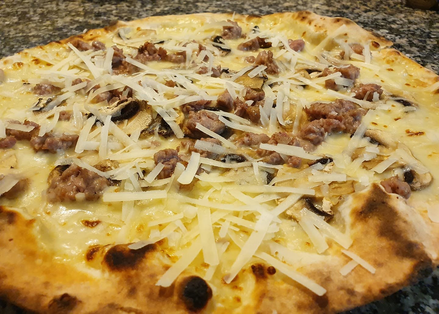 Pizza Sueddane 11