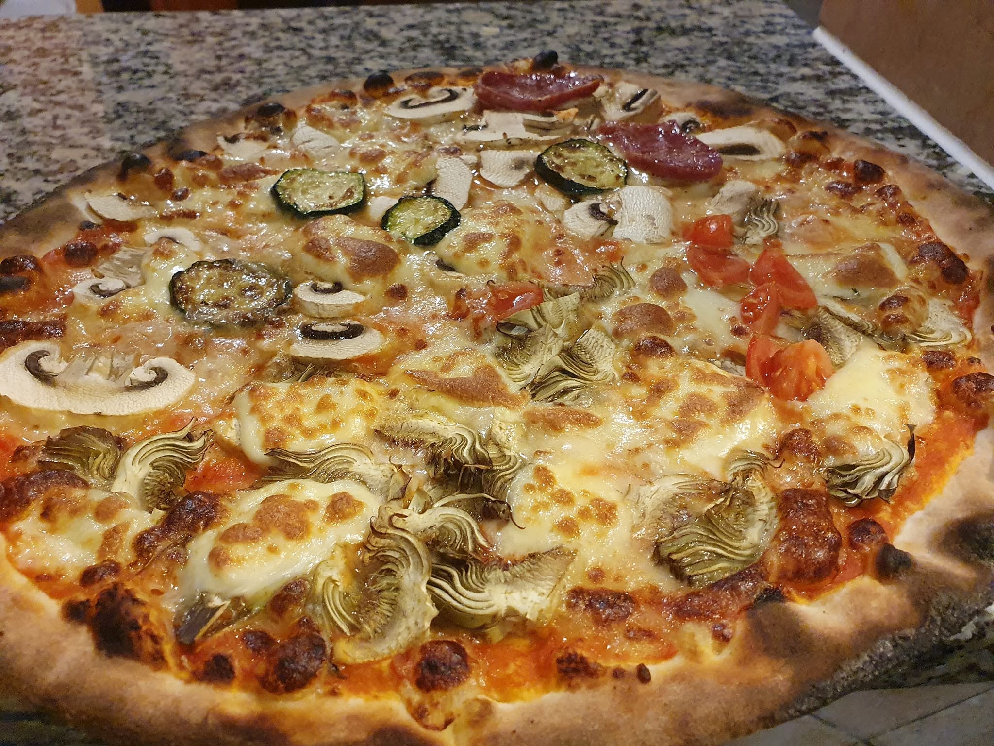 Pizza Sueddane 16